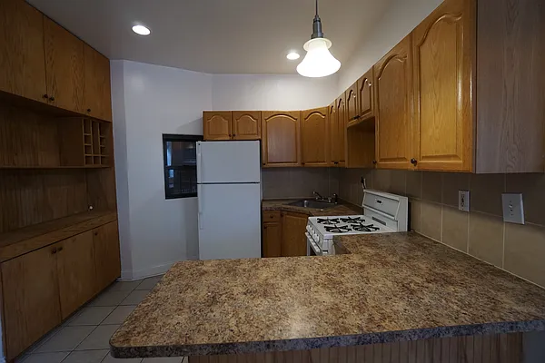 Rented by Compass | media 6