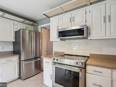 7030 Leebrad St, Springfield, VA, 22151