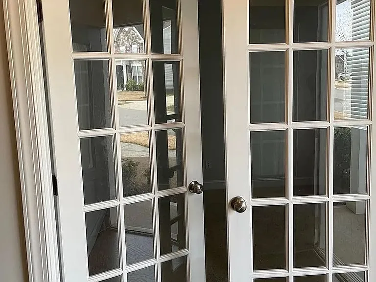1330 Farm Pond Trl — Photo 1