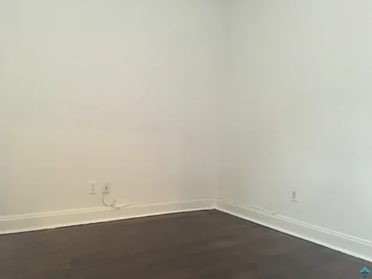 Rented by EXR | media 32