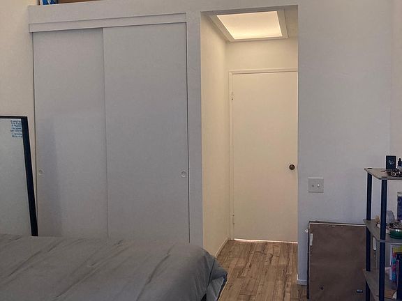 2nd image of 4600 Lamont St Unit 4313