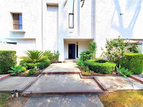 3rd image of 86 S Sierra Madre Blvd APT 6