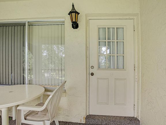 3rd image of 201 Pine Hov Cir APT D-2