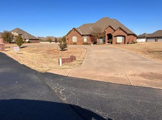 17500 Old Pond Rd, Edmond, OK 73012