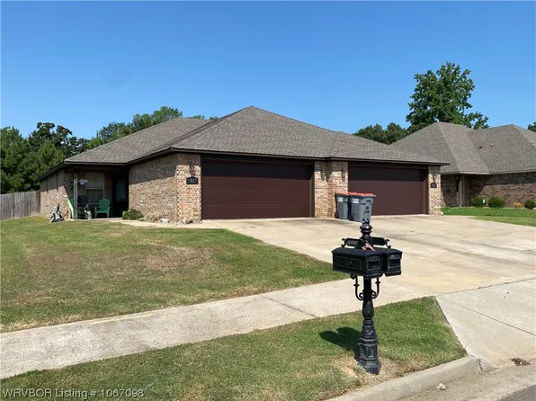 1017 Springhill Rd Unit A/b, Barling, AR 72923