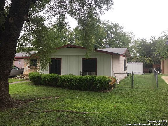 2nd image of 535 Jamaica Dr