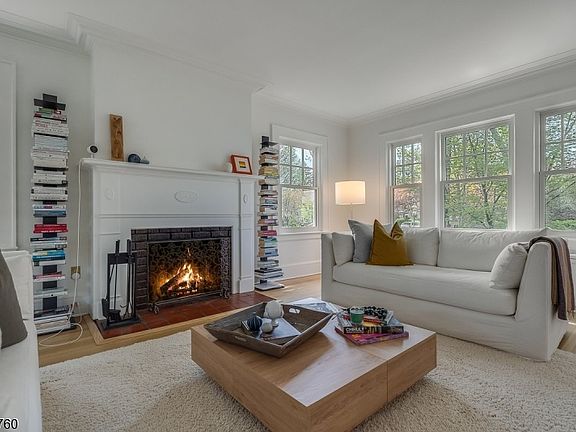 3rd image of 5 Ardsley Rd