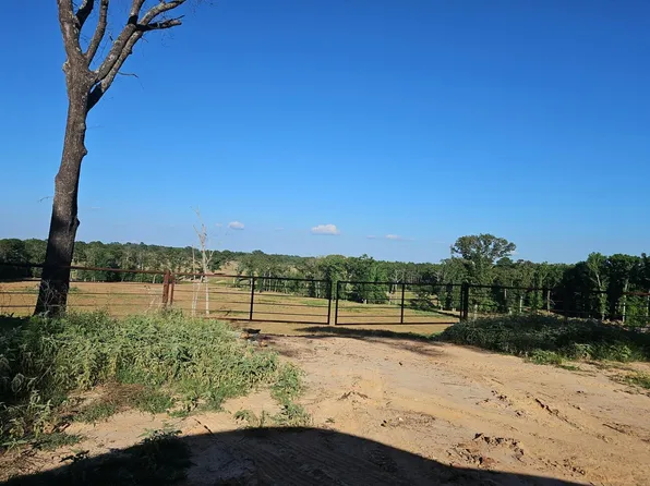 2801 Elderberry Rd, Gilmer, TX 75644