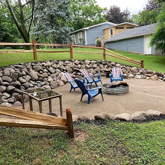 Private bonfire pit