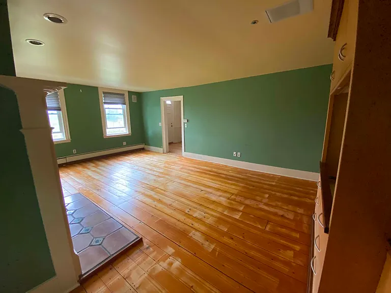 847 Grovenors Corners Rd — Photo 12