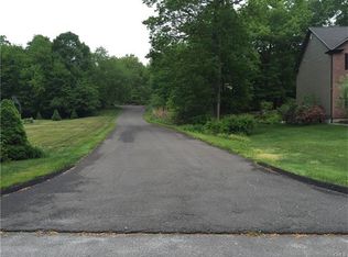 49 English Ln, Shelton, CT 06484