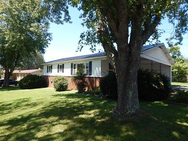 1st image of 312 Cardinal Dr