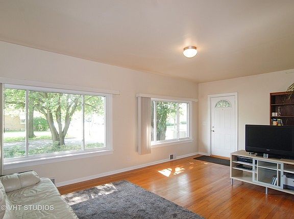 2nd image of 1838 S 19th Ave