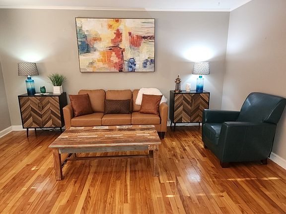 3rd image of 2605 Rudolph Road
