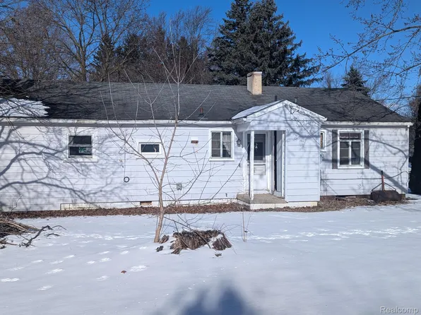 165 Walker St, Imlay City, MI 48444