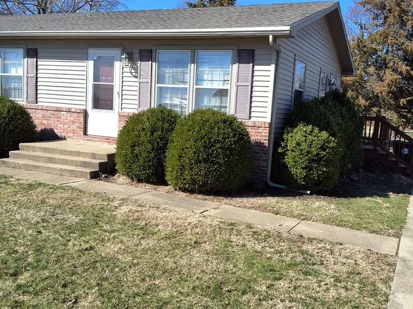 211 W Ash St, Dunlap, IL 61525