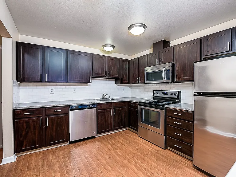 Northlink Apartments — Photo 29