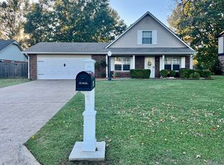 201 Gawf Ln, Muskogee, OK 74403