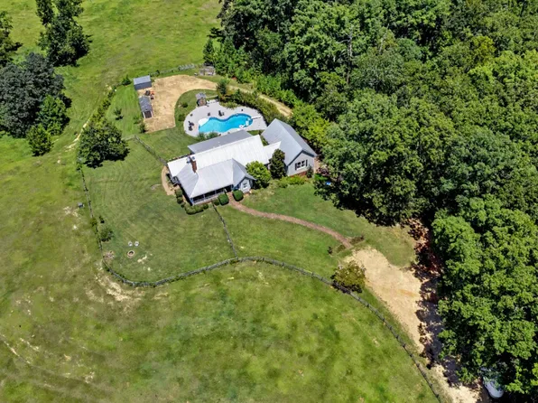 160 Tanya Rd NE, Milledgeville, GA 31061