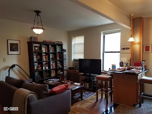 Rented by Citi Habitats | media 16