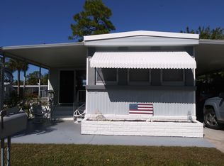 12586 Palmetto Dr, Fort Myers, FL 33908