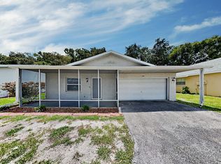 4725 Silver Cir, Zephyrhills, FL 33541