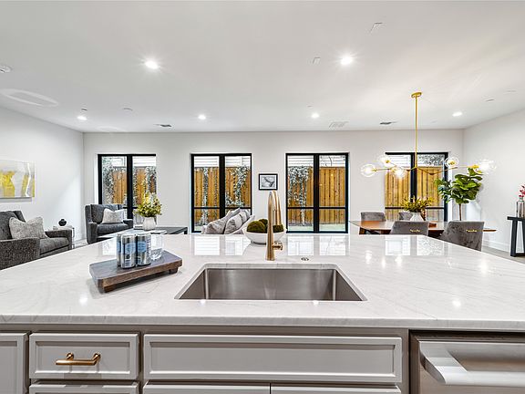 5th image of 3601 Routh St #1B