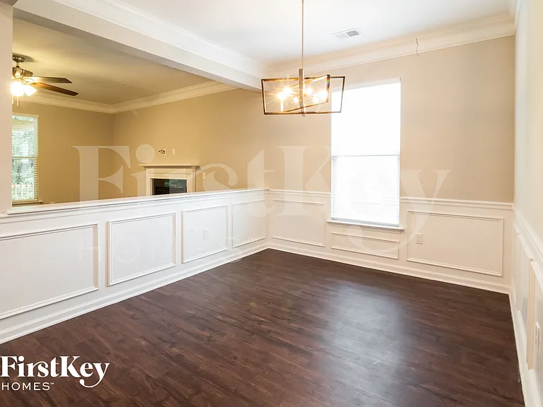 161 Vango Dr — Photo 5