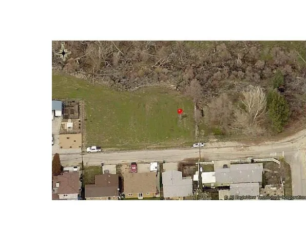 4 Boxtree Dr, Lake Hughes, CA 93532