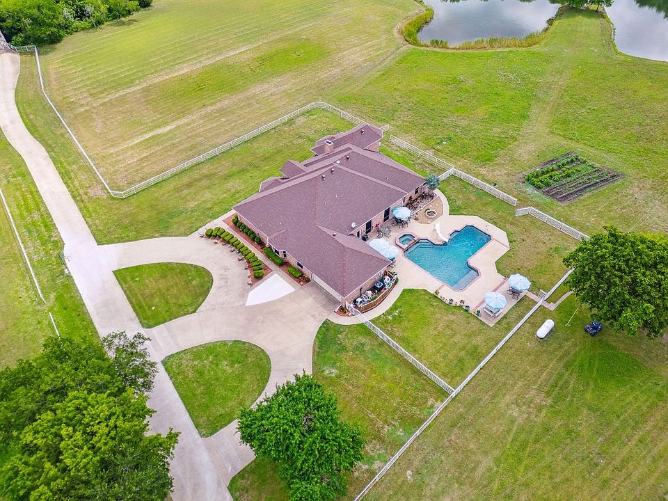 506 Youngblood Rd, Waxahachie, TX 75165 MLS 20345589 Zillow