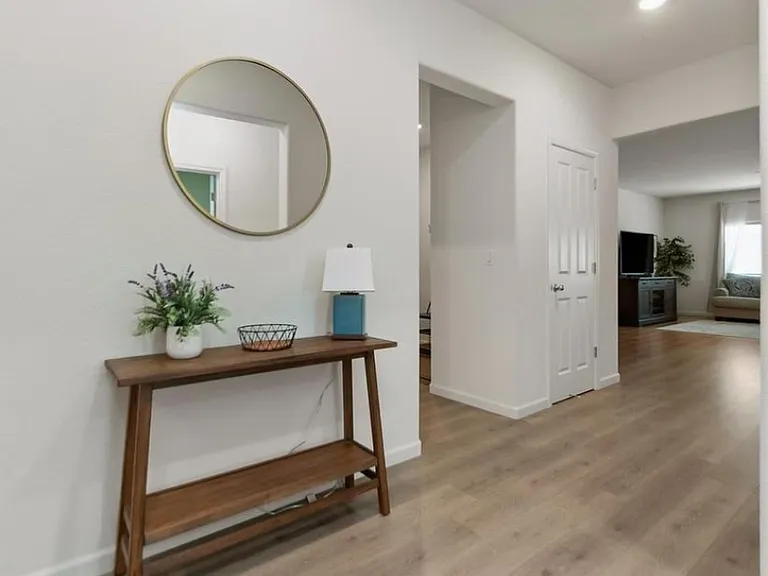 1204 Aspenparke Way — Photo 4