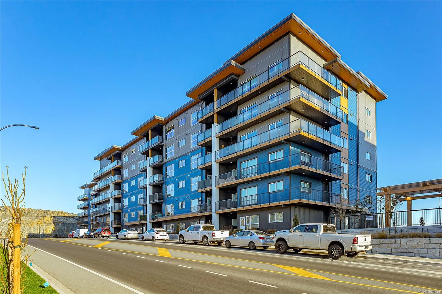 2465 Gateway Rd #606 photo 1