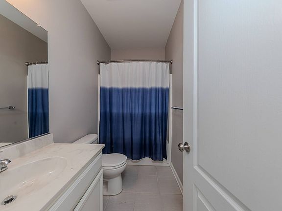 4th image of 4029 Prospect St