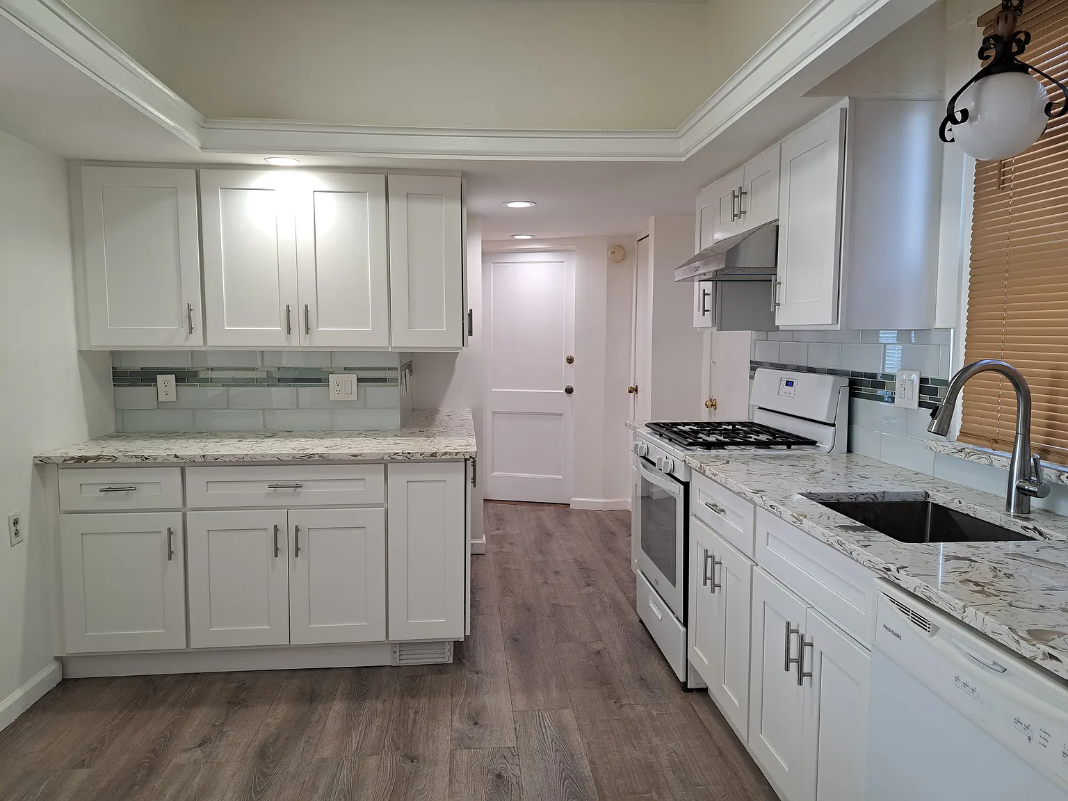 119 Prospect Pl — Photo 2