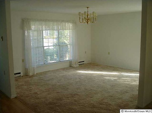 2nd image of 21 Twyford Lane