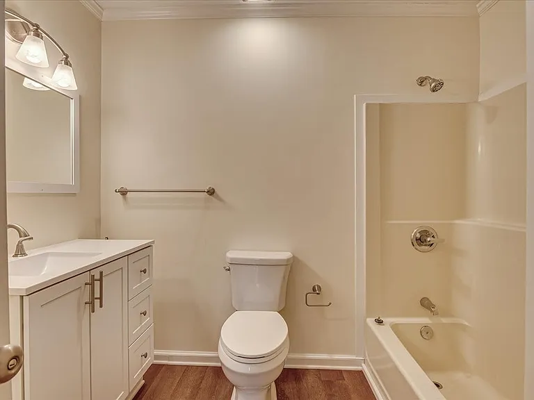 305 Telfair St — Photo 20