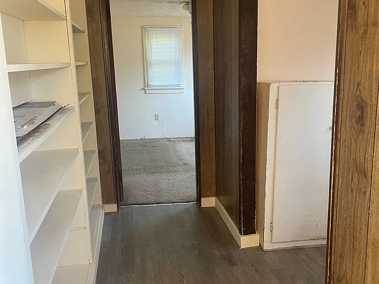1229 Maple St — Photo 9
