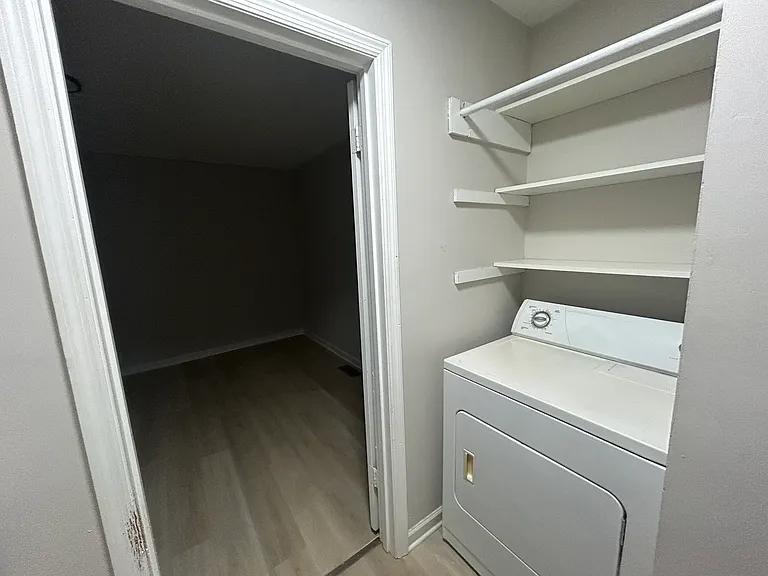 209 Greenview Dr #A — Photo 7