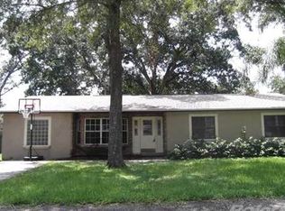 908 Silver Ridge Way, Valrico, FL 33594