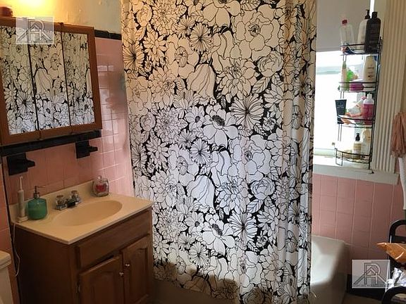 3rd image of 1589 Beacon St APT 3