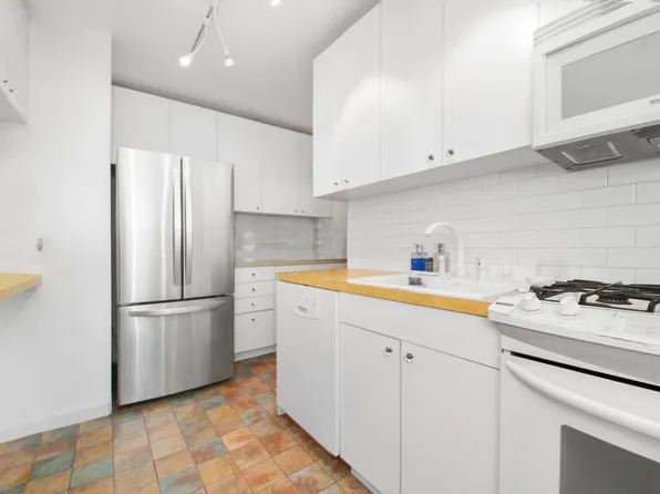 67-30 Dartmouth Street image 1 of 7