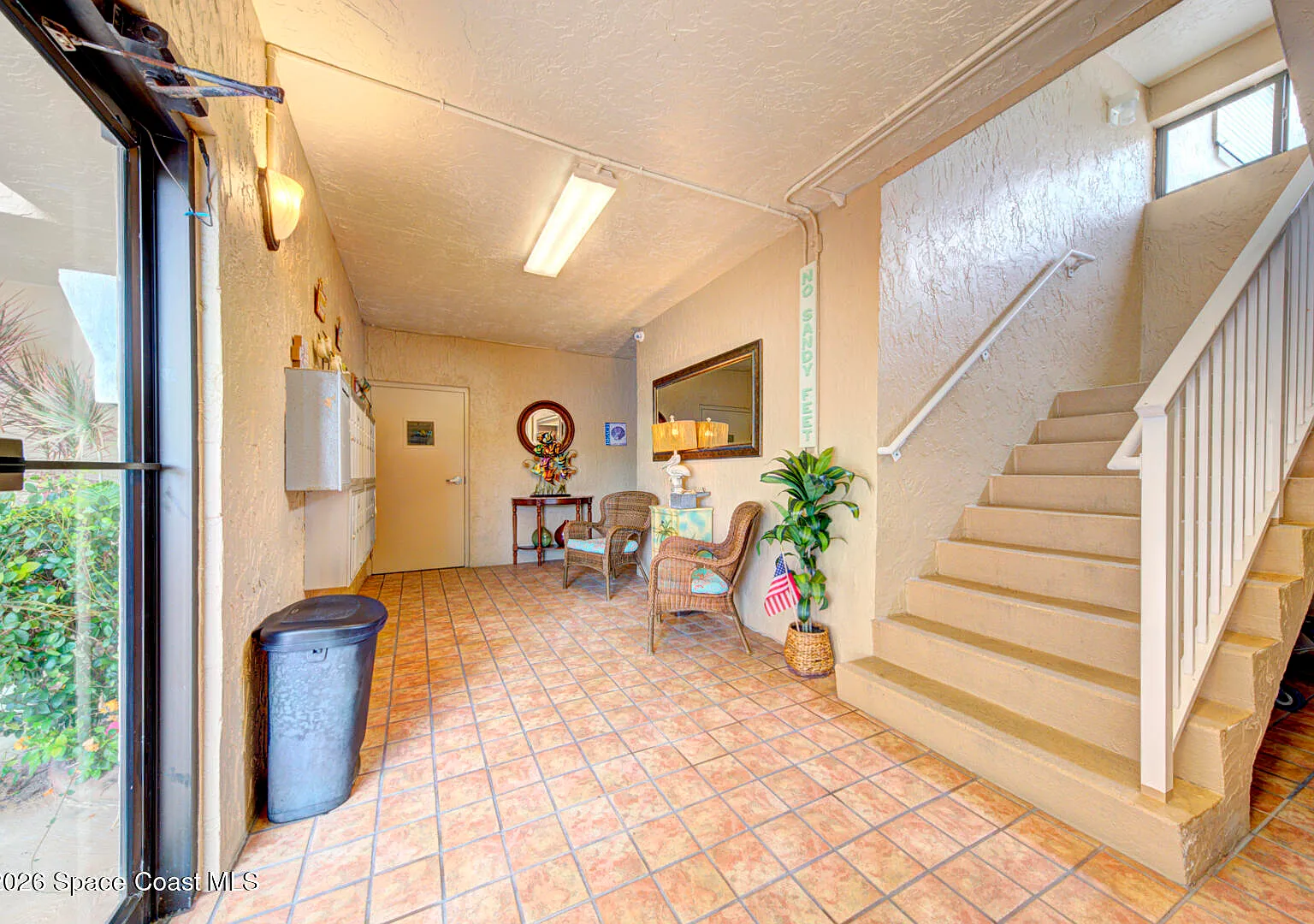 3 bed, 2.0 bath, 1822 sqft, $3,500 — Photo 3