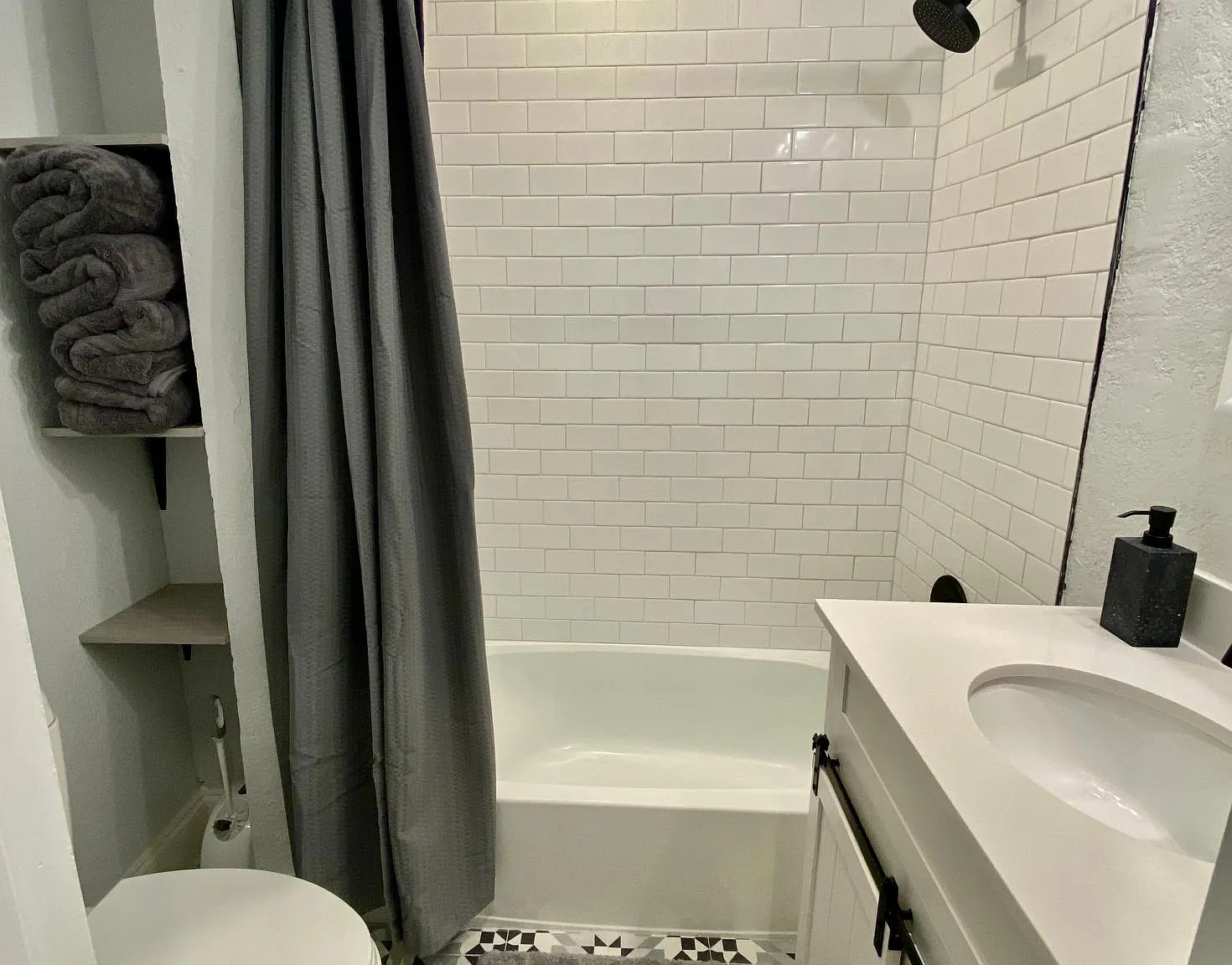 1303 E 17th Ave — Photo 2