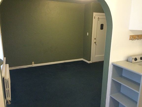 5th image of 136 S Cambrian Ave #2