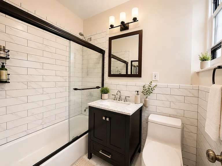 21-56 Steinway St #3 — Photo 4