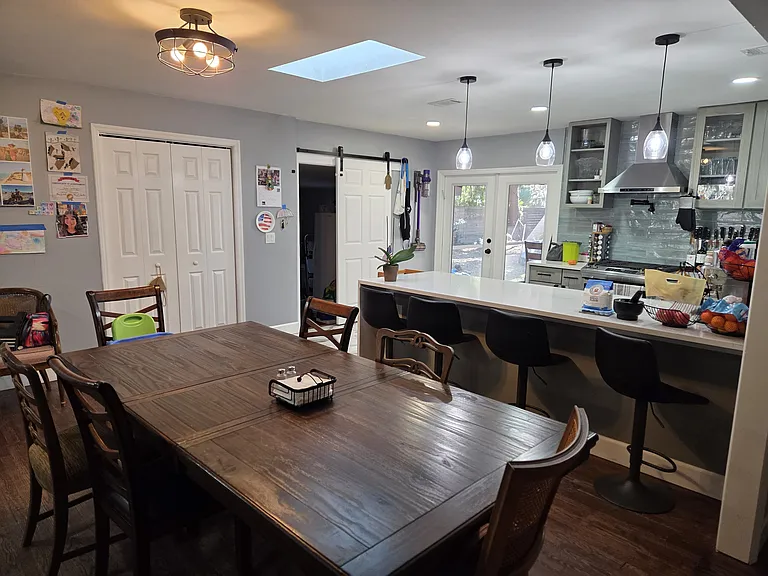 Kensington Dr — Photo 2
