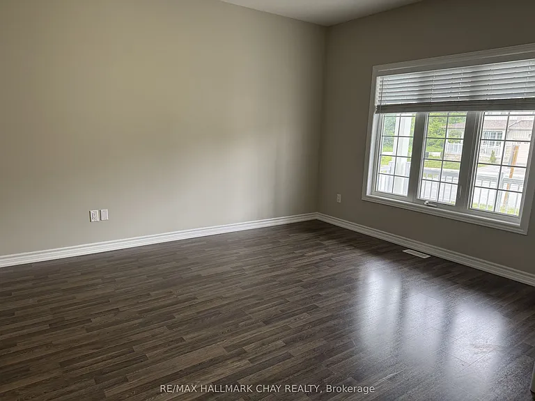 205 Prescott Dr — Photo 4