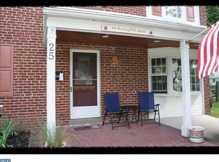 25 Sunnyhill Ln, Havertown, PA 19083