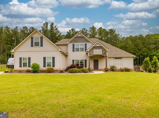 216 Springdale Estates Dr, Senoia, GA 30276