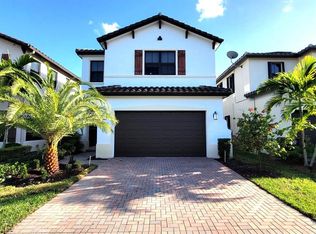 3326 W 97th Ter, Hialeah, FL 33018